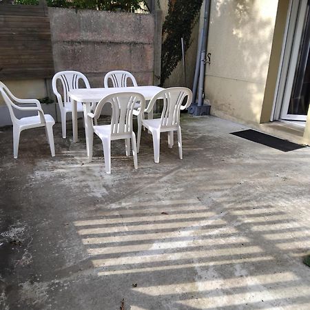 Appartement Disponible Vendredi , Samedi Et Dimanche Matin 尚特比 外观 照片