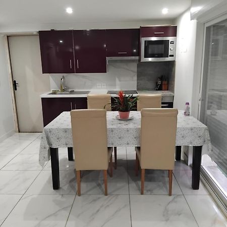 Appartement Disponible Vendredi , Samedi Et Dimanche Matin 尚特比 外观 照片